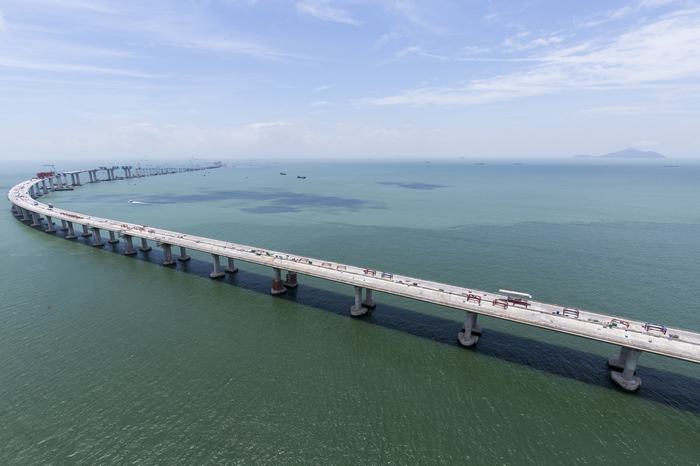 港珠澳大桥香港段接线高架桥建设时期的场景。资料图1.jpg